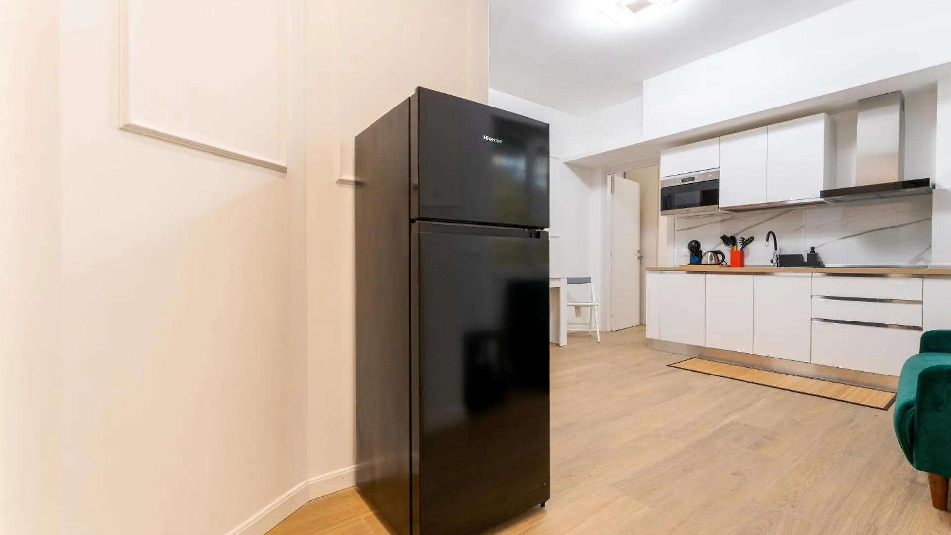 Emerald Suite, Elegant Flat In San Giovanni Area Rome Apartment