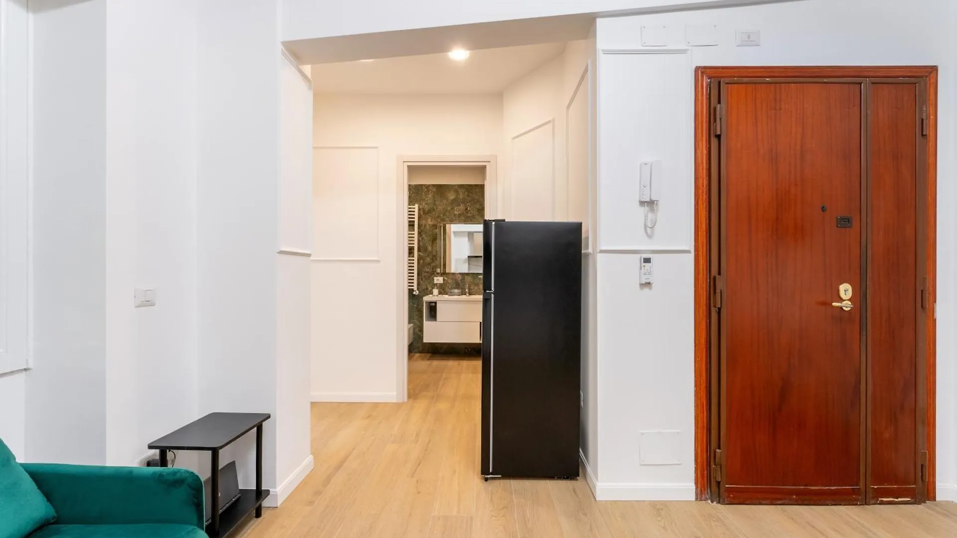 Emerald Suite, Elegant Flat In San Giovanni Area Rzym